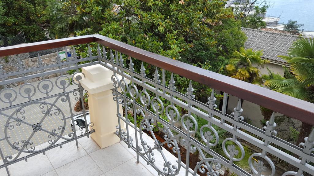 Apartments Villa Atta Opatija Exterior foto