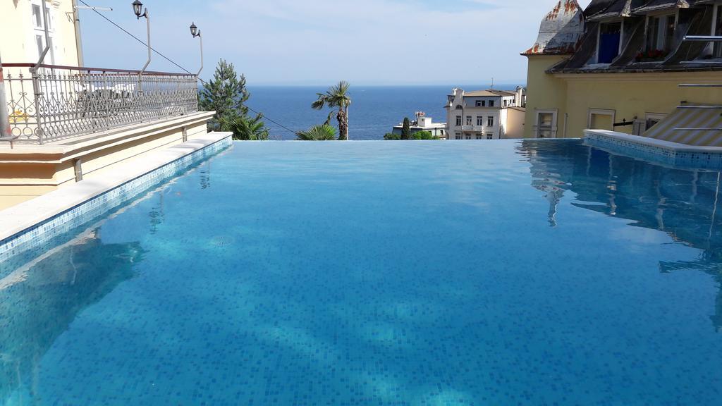 Apartments Villa Atta Opatija Exterior foto