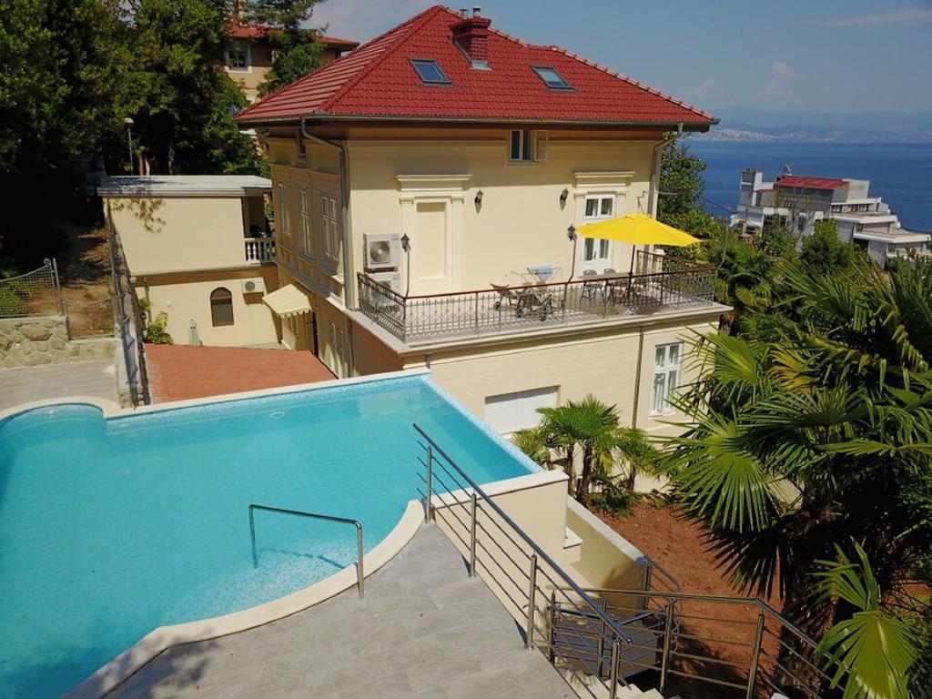 Apartments Villa Atta Opatija Exterior foto