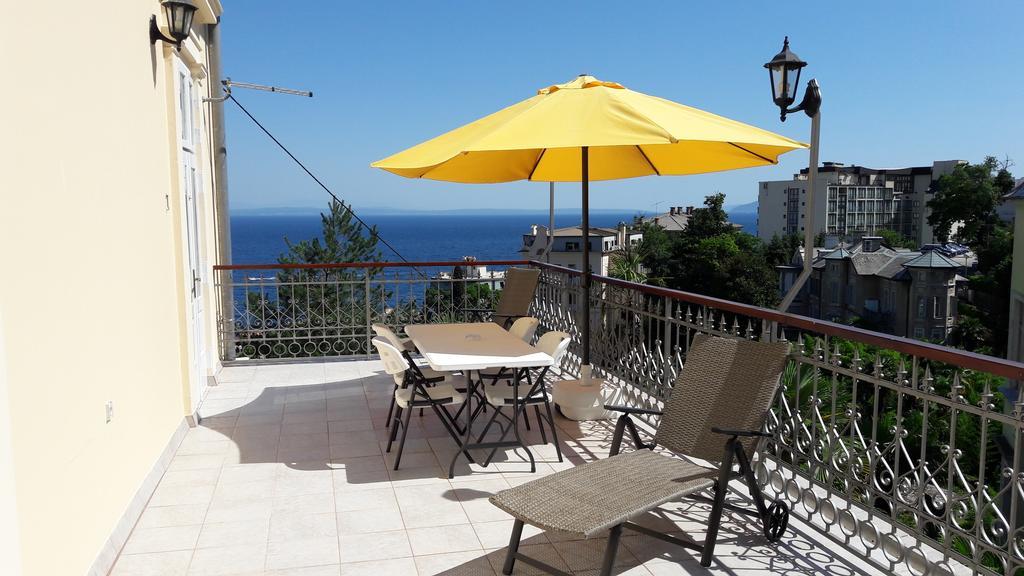 Apartments Villa Atta Opatija Exterior foto